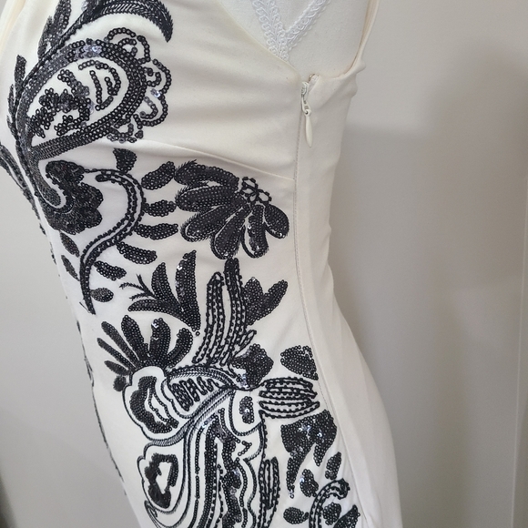 BEBE SEQUIN MIDI DRESS SIZE XS - Picture 7 of 9
